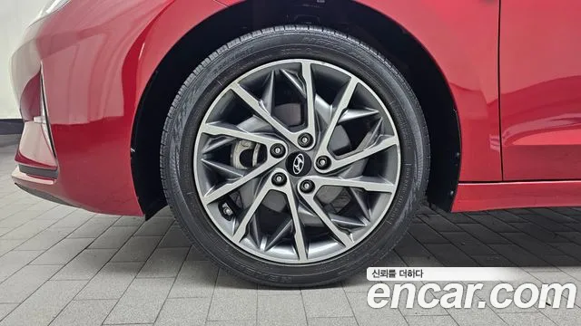 Hyundai Avante 2019 thumb 4