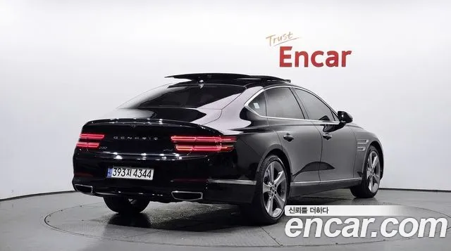 Genesis G80 2020 thumb 2