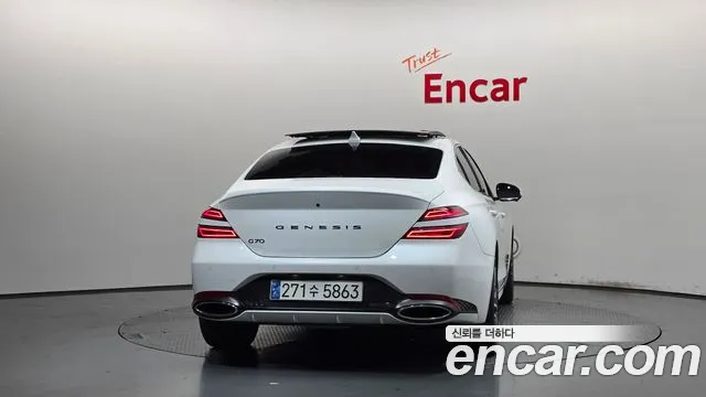 Genesis G70 2023 thumb 4