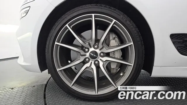 Genesis G70 2023 thumb 5