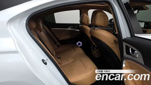 Genesis G70 2023 thumb 11