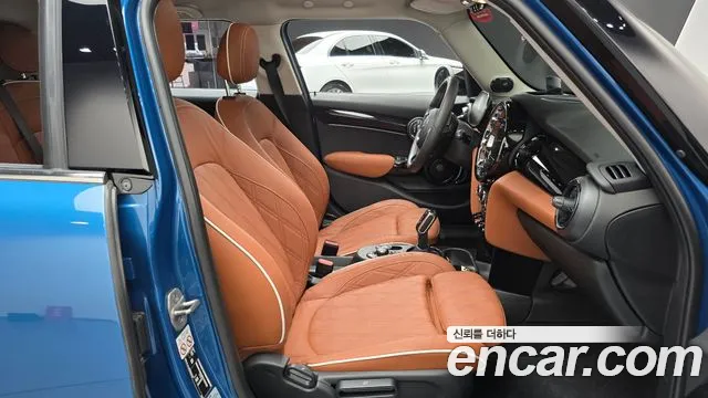 MINI Hatch 2024 thumb 11
