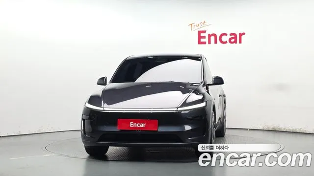 Tesla Model Y 2026 thumb 3