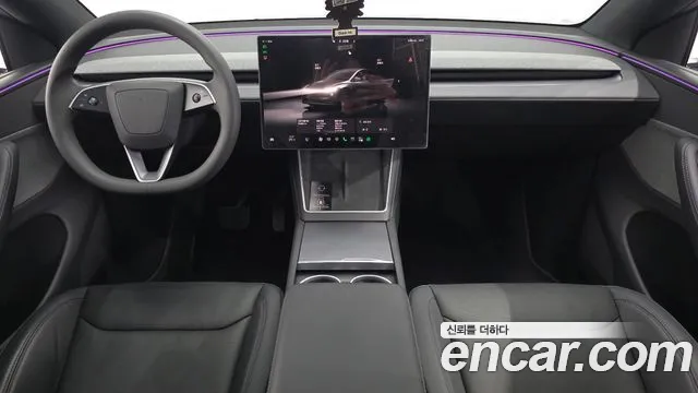 Tesla Model Y 2026 thumb 7