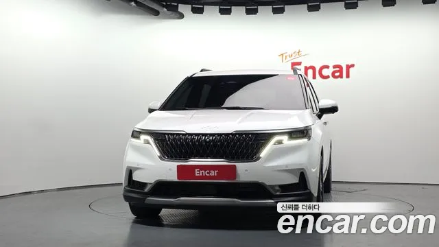 Kia Carnival 2022 thumb 3