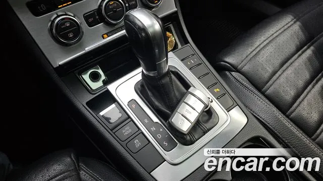 Volkswagen Arteon 2015 thumb 9