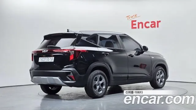 Kia Seltos 2023 thumb 2