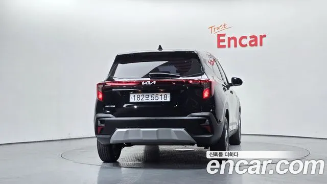 Kia Seltos 2023 thumb 4