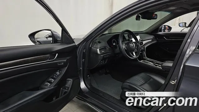 Honda Accord 2018 thumb 10