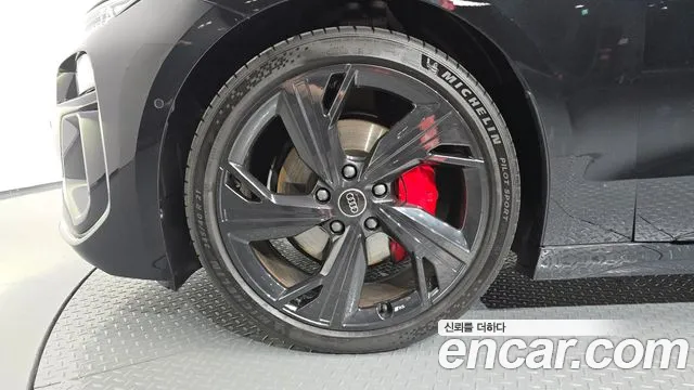 Audi A6 e-Tron 2025 thumb 5