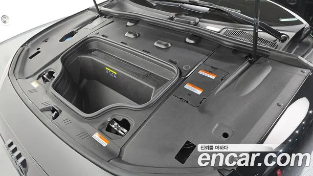Audi A6 e-Tron 2025 thumb 6