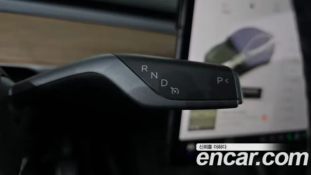 Tesla Model Y 2021 thumb 9