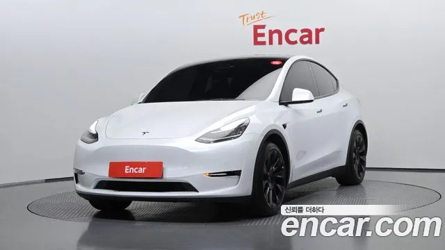 Tesla Model Y 2021 thumb 11