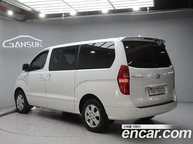 Hyundai Starex 2014 thumb 2