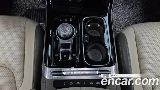 Kia Carnival 2020 thumb 9