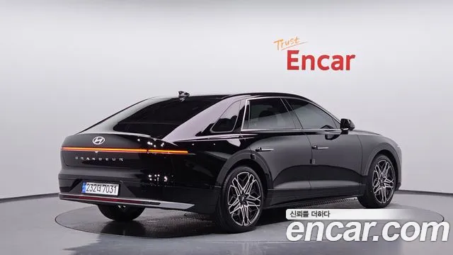 Hyundai Grandeur 2023 thumb 2