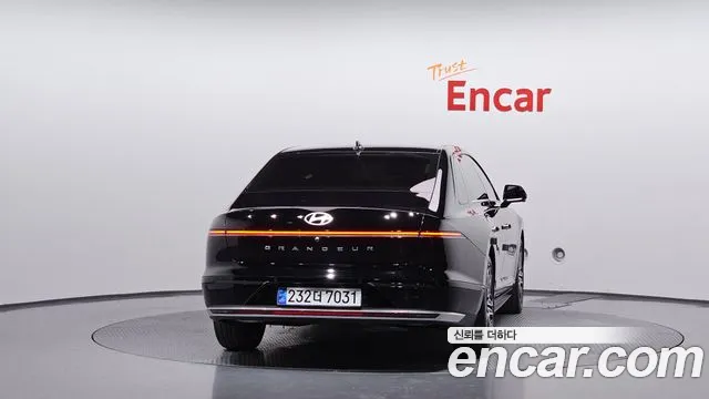 Hyundai Grandeur 2023 thumb 4