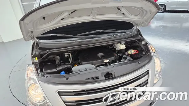 Hyundai Starex 2015 thumb 6