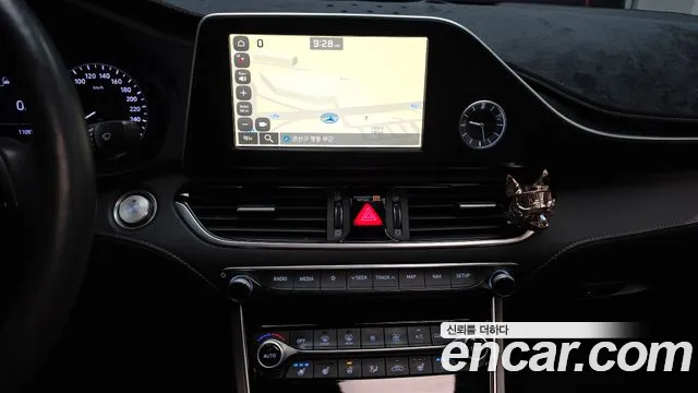 Hyundai Grandeur 2017 thumb 12