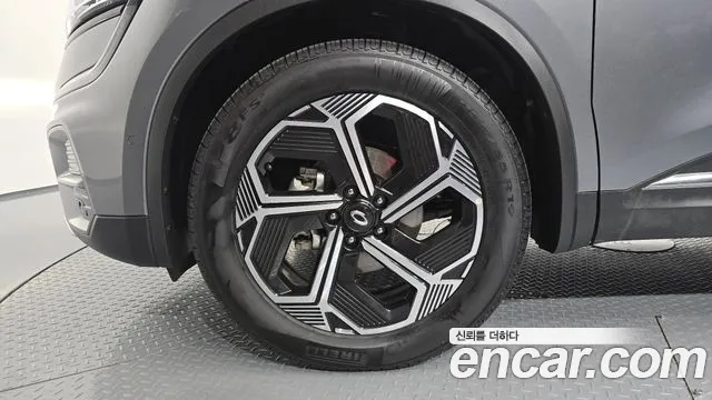 Renault-KoreaSamsung Koleos 2023 thumb 5