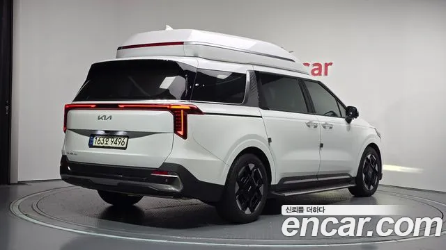 Kia Carnival 2024 thumb 2
