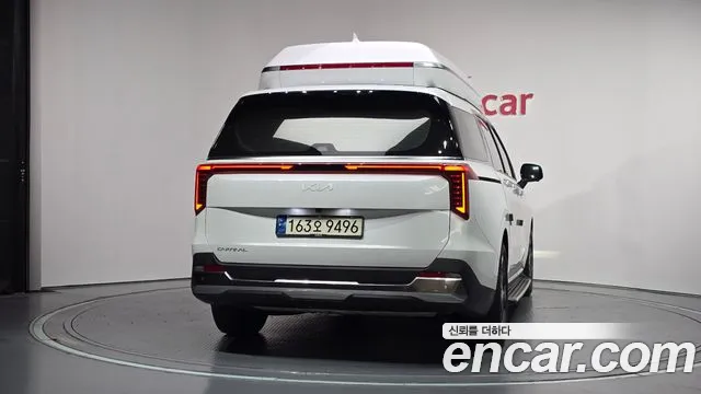 Kia Carnival 2024 thumb 4