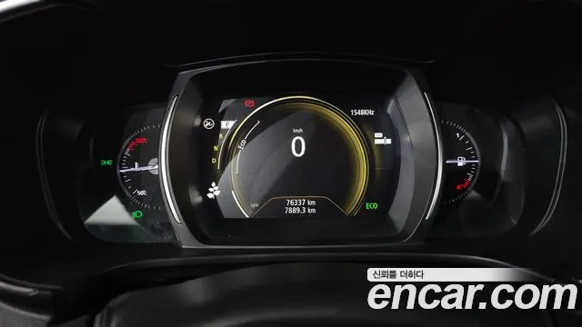 Renault-KoreaSamsung Koleos 2019 thumb 7