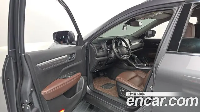 Renault-KoreaSamsung Koleos 2019 thumb 9