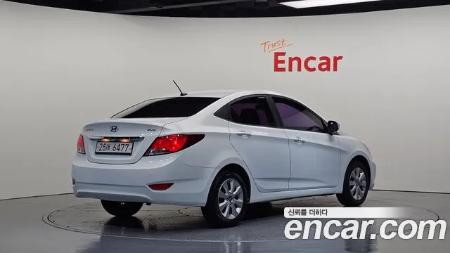 Hyundai Accent 2015 thumb 2