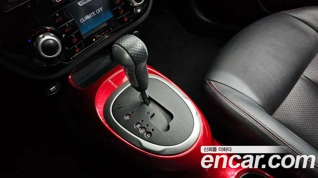 Nissan Juke 2016 thumb 9