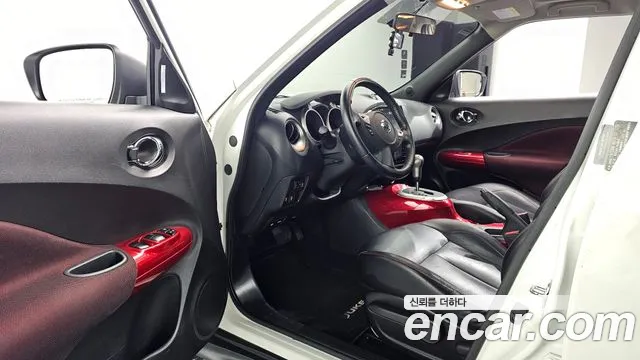 Nissan Juke 2016 thumb 10