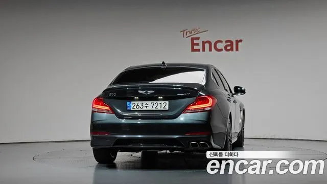 Genesis G70 2019 thumb 4