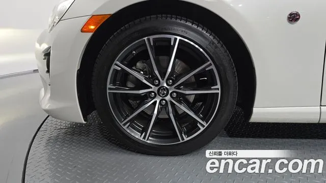Toyota GT86 2019 thumb 4