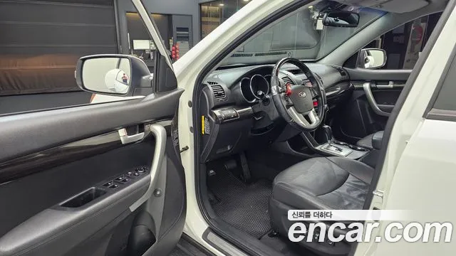 Kia Sorento 2011 thumb 10