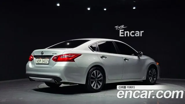 Nissan Altima 2016 thumb 2
