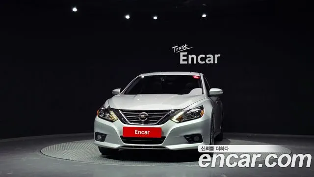 Nissan Altima 2016 thumb 3