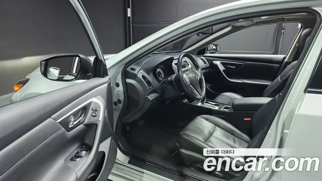 Nissan Altima 2016 thumb 10