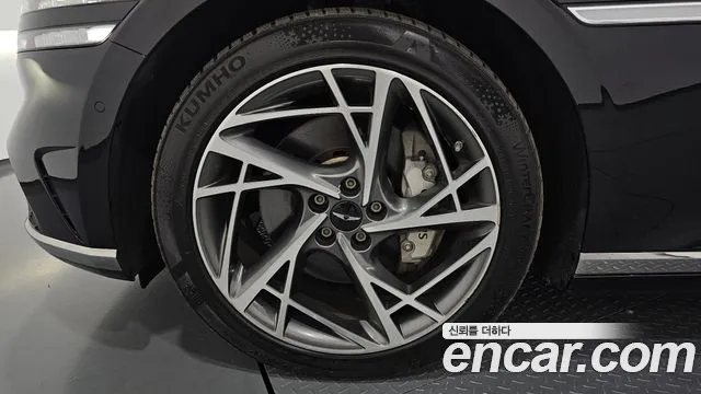 Genesis G90 2022 thumb 5