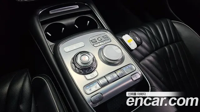 Genesis G90 2022 thumb 9