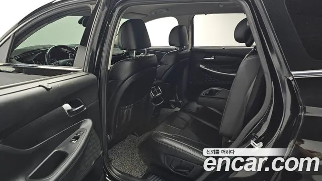 Hyundai Santa Fe 2018 thumb 12