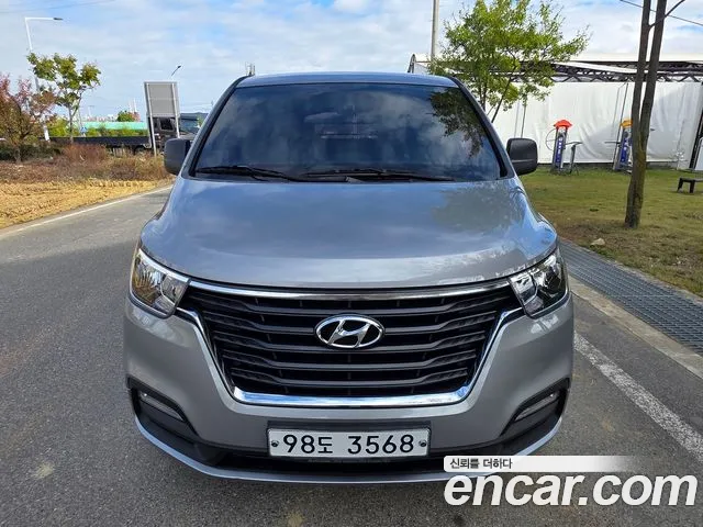 Hyundai Starex 2019 thumb 2