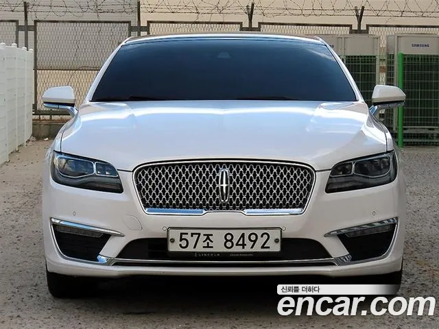 Lincoln MKZ 2019 thumb 11