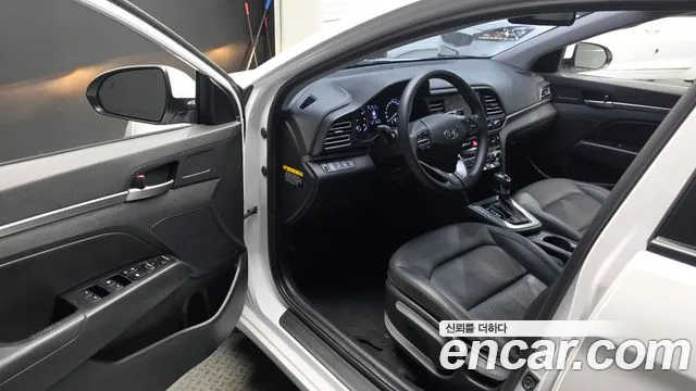 Hyundai Avante 2019 thumb 10