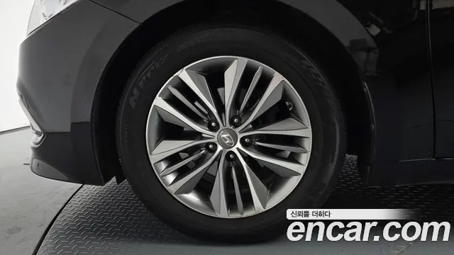 Hyundai Grandeur 2015 thumb 4
