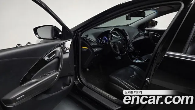 Hyundai Grandeur 2015 thumb 9