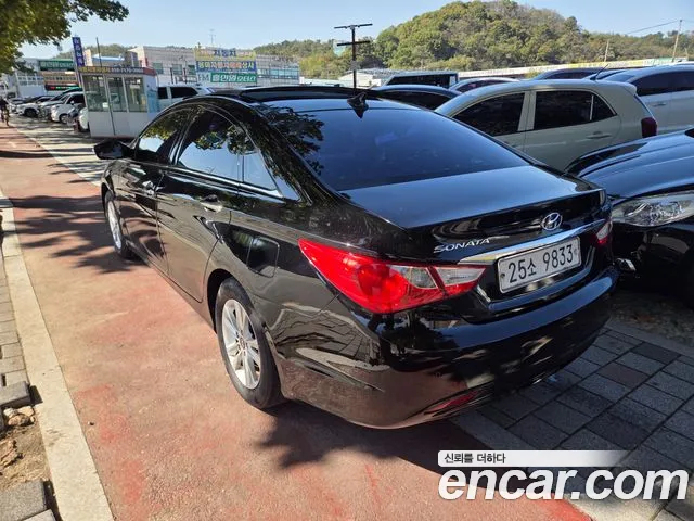 Hyundai Sonata 2009 thumb 6