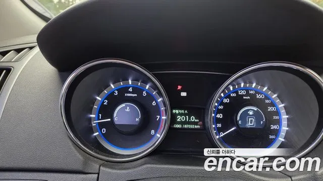 Hyundai Sonata 2009 thumb 8