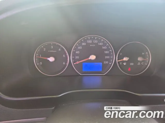 Hyundai Santa Fe 2012 thumb 8