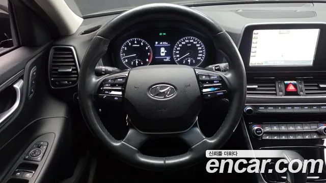Hyundai Grandeur 2017 thumb 11