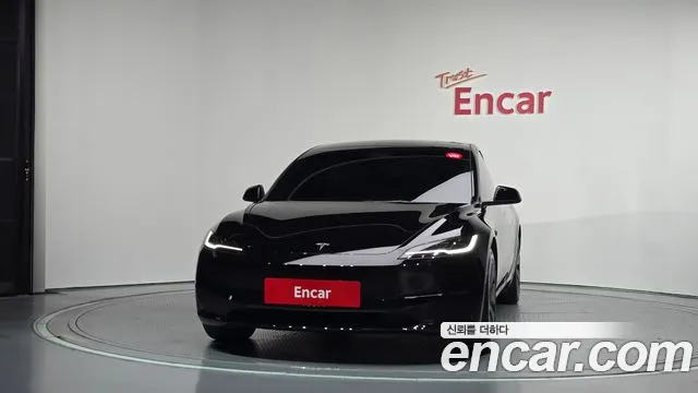 Tesla Model 3 2025 thumb 3